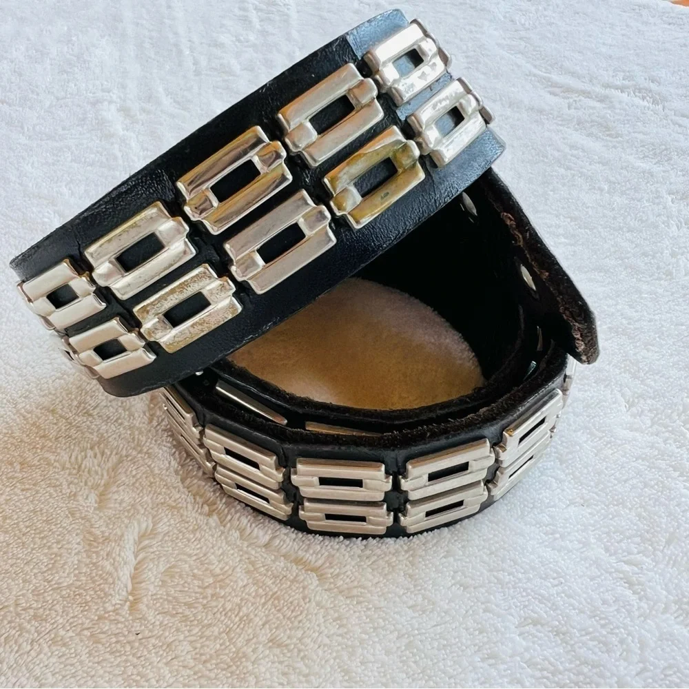 SILVER HEAVY METAL CHAIN AND BLACK LEATHER MOTO BELT SIZE 38 VINTAGE